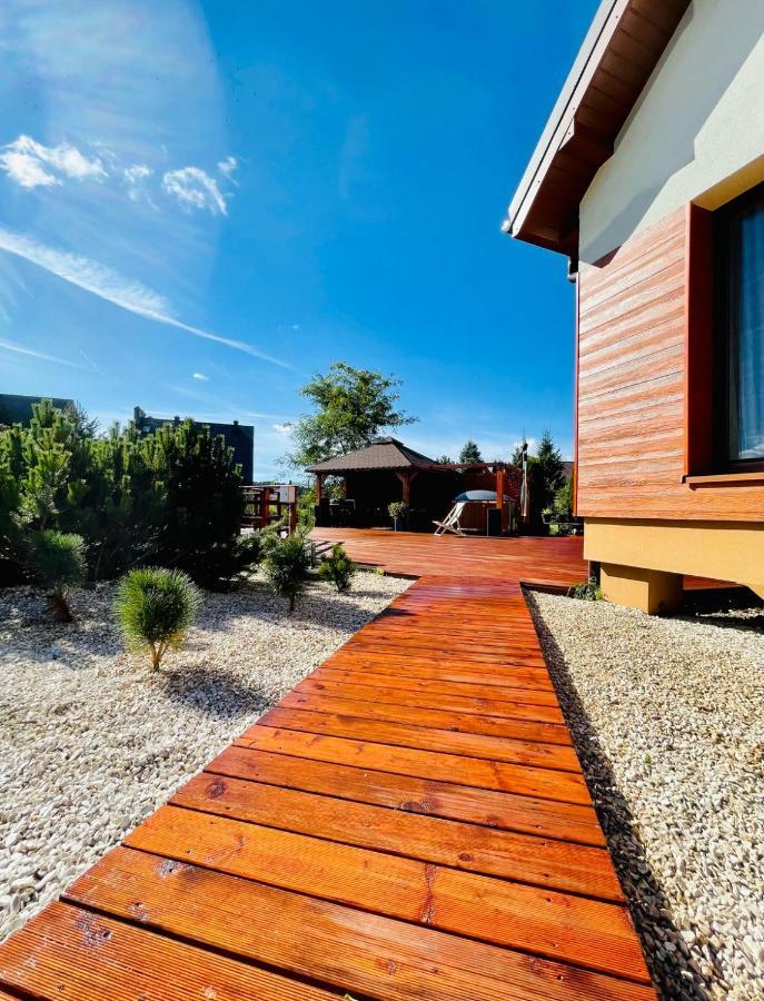 Dom Ogrodem Otulony Villa Bakalarzewo ภายนอก รูปภาพ